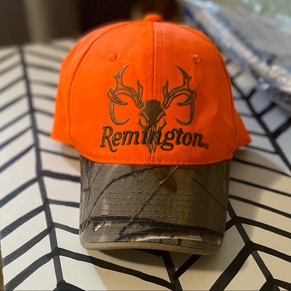 Remington Hunting Hat. Velcro adjustment - Picture 1 of 6